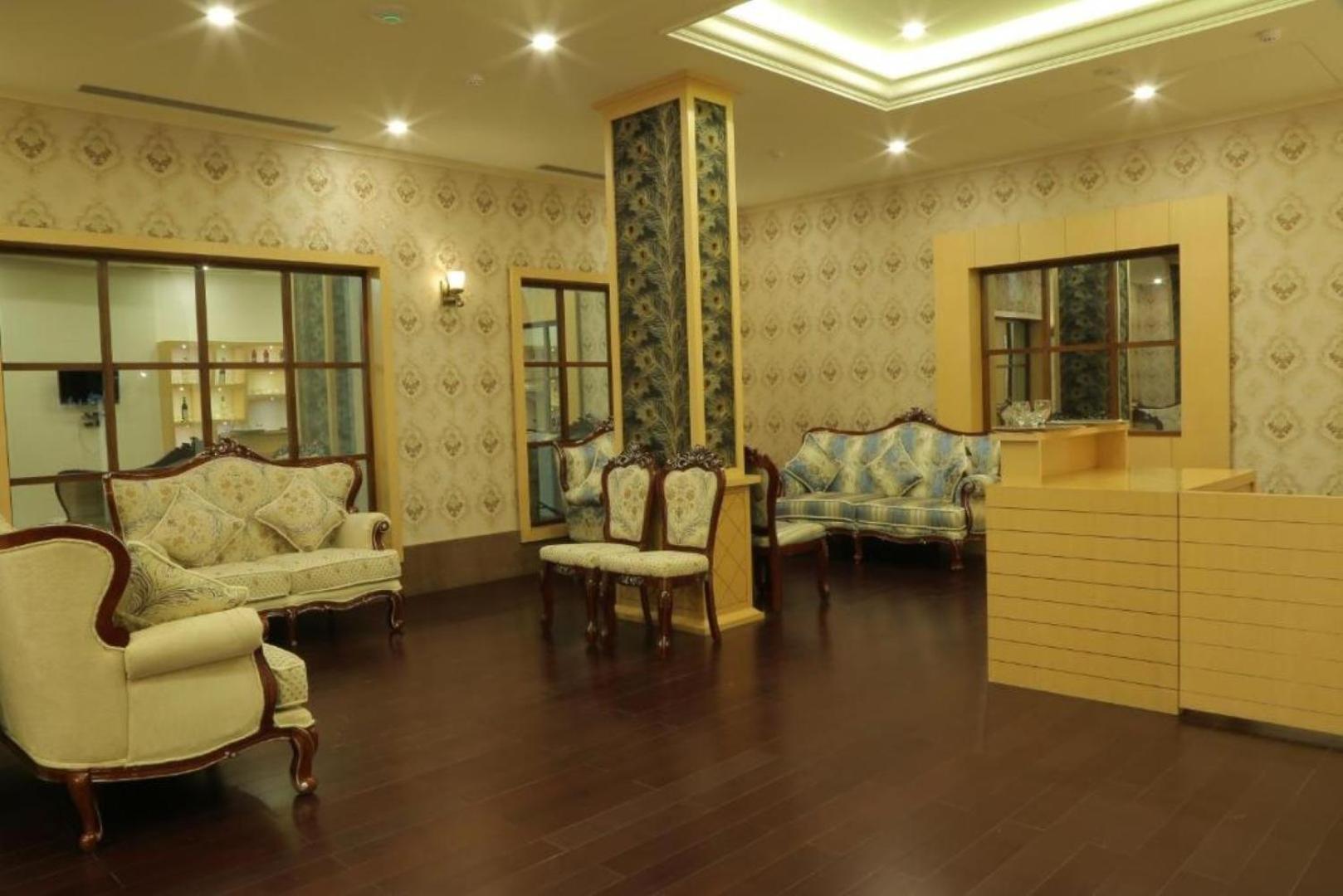 Hotel Roma Kristo Dwarka  Ngoại thất bức ảnh