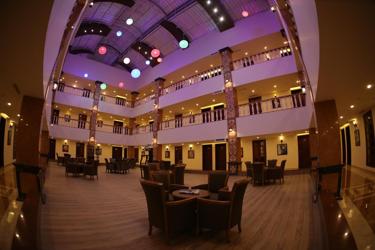 Hotel Roma Kristo Dwarka  Ngoại thất bức ảnh